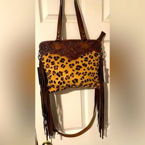 Hello Darling purse leopard style